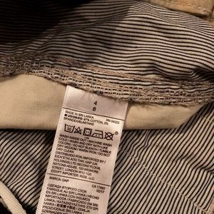 GAP Pants - GAP camo “girlfriend chino” pant GAP Pants - GAP camo “girlfriend chino” pant